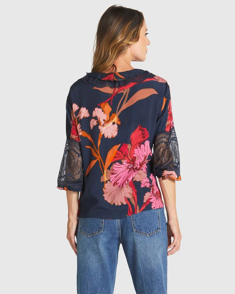 Fate+Becker Captivation Shirt