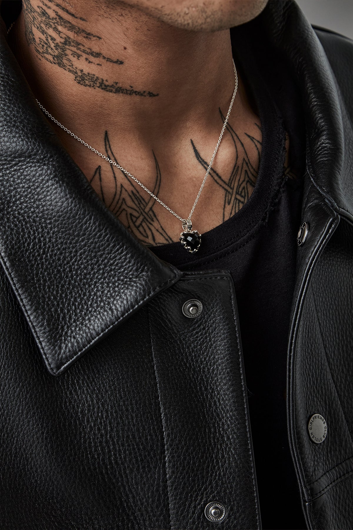 Stolen Girlfriends Club Mini Love Claw Necklace Onyx