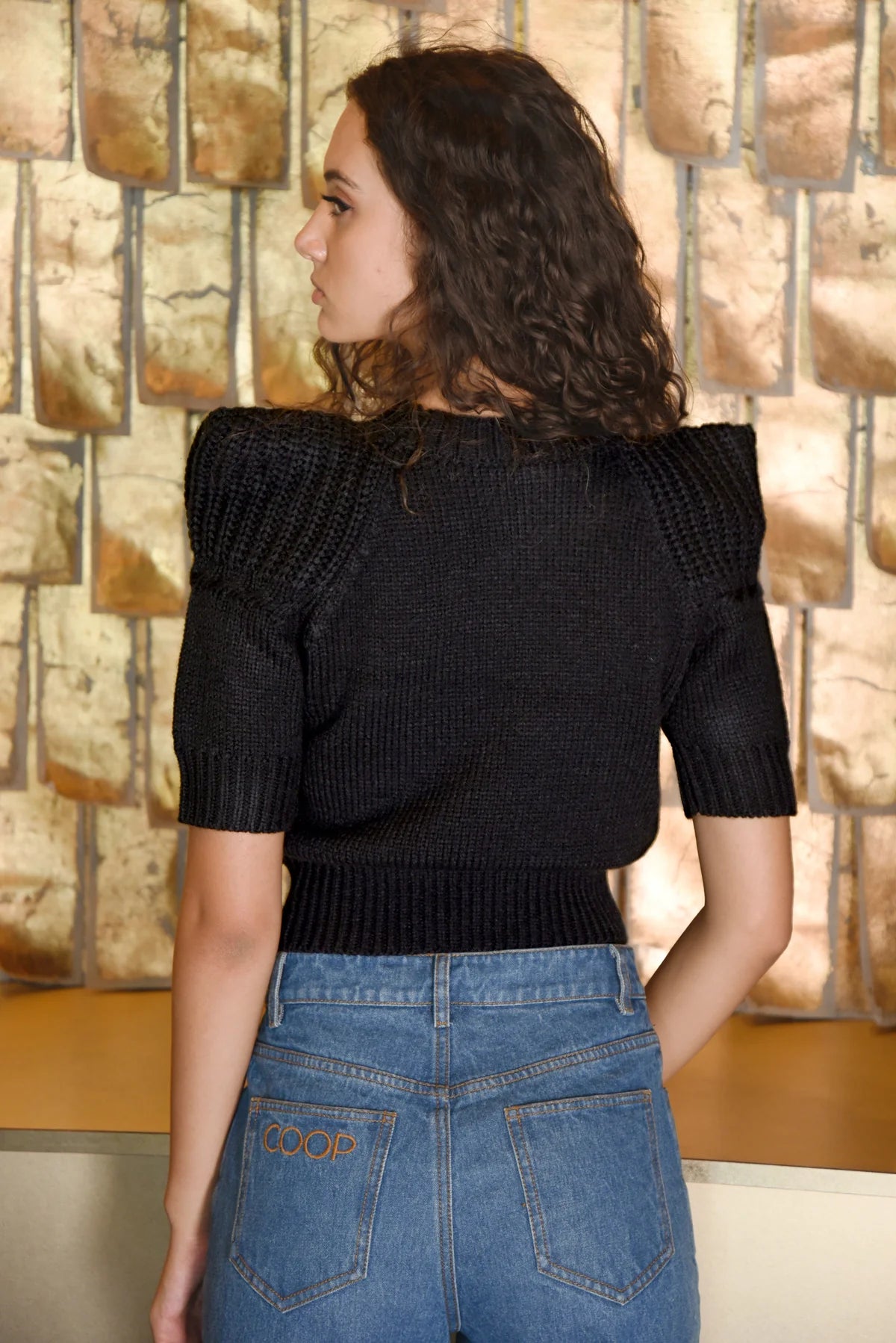 Coop Shoulder On Top