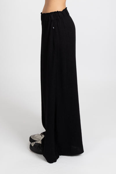 Federation Float Pant in White or Black