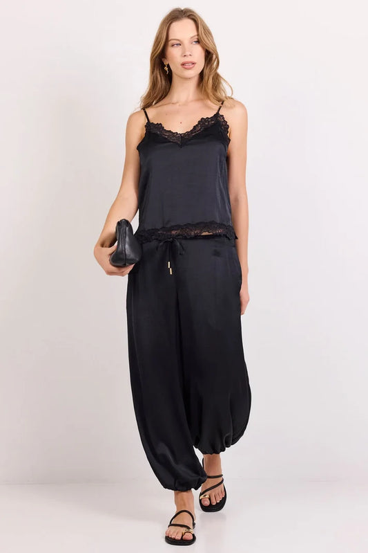 Stories Be Told Fluidity Black Balloon Pull on Pants