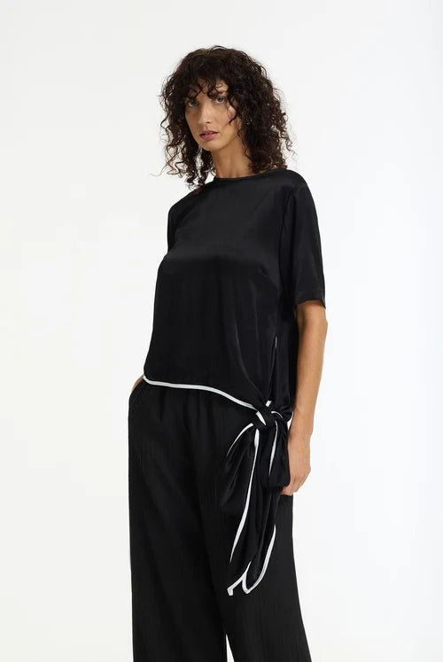 Blak The Knot Satin Tie Top Black/White