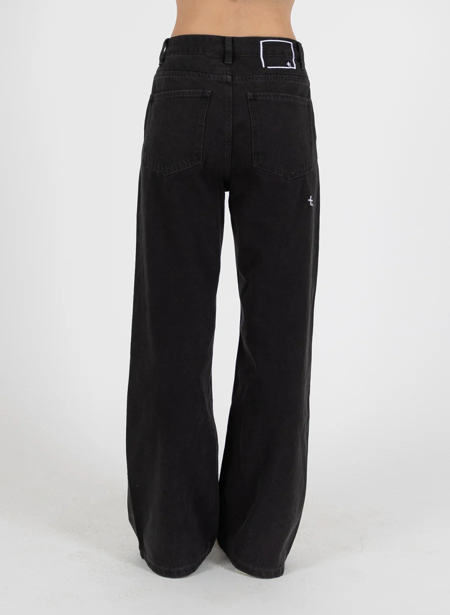 Federation Chill Jean