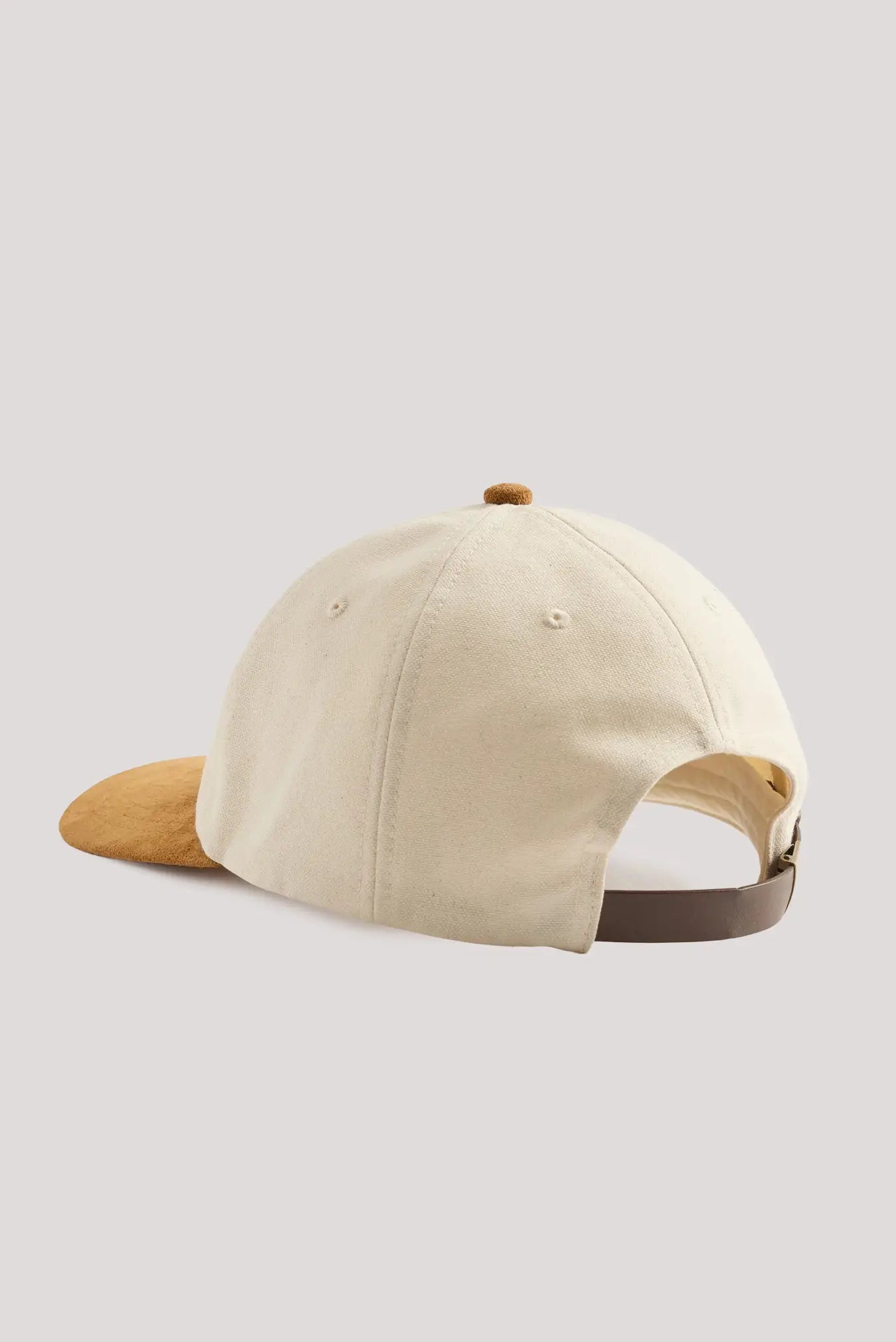 Levis Relaxed Graphic Dad Cap in Ecru