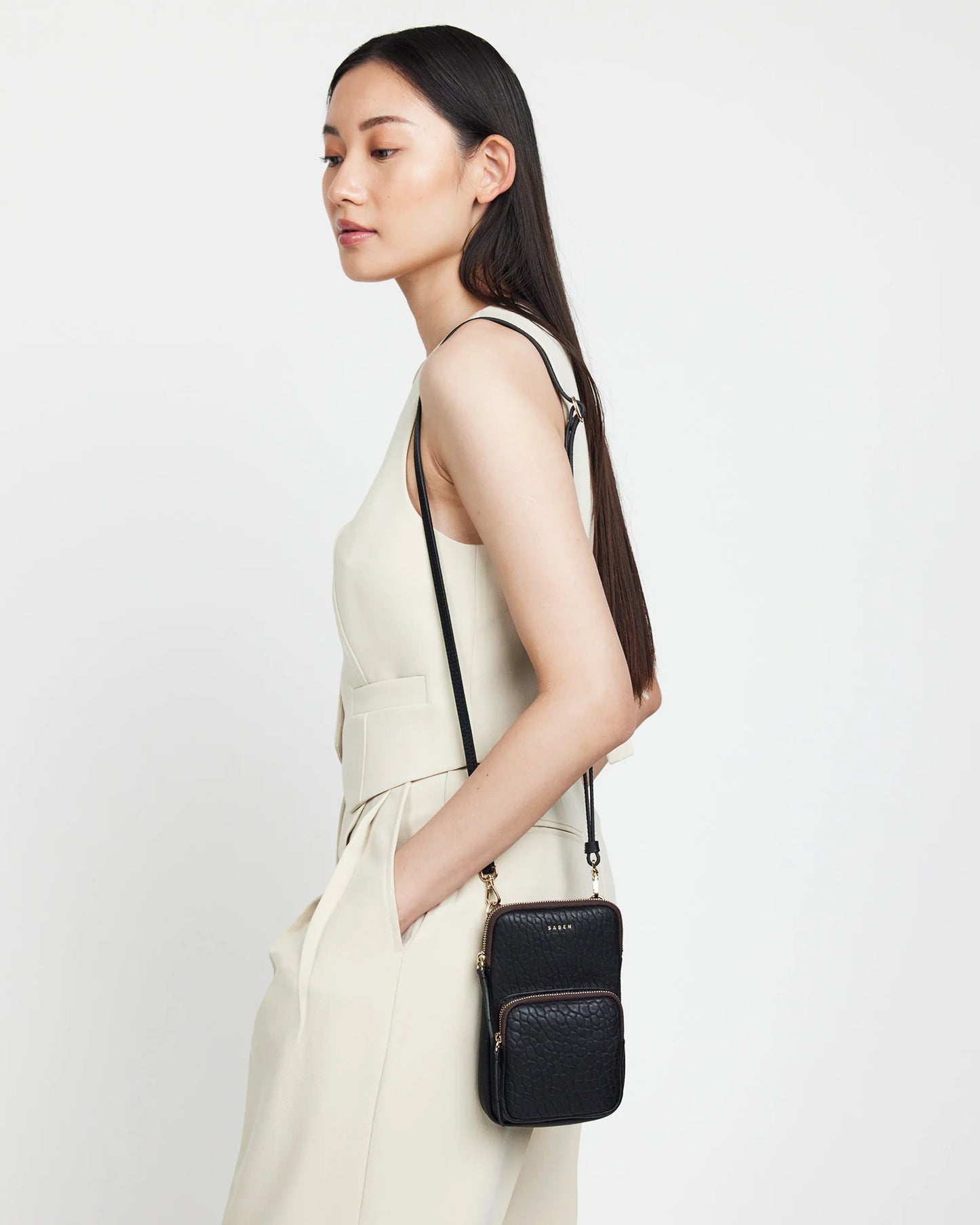 Saben Nikko Pocket Phone Sling
