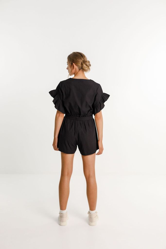 Thing Thing Wonder Shorts - Black