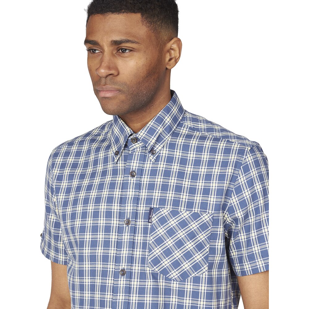 Ben Sherman Laundered Twill Short Sleeve Shirt