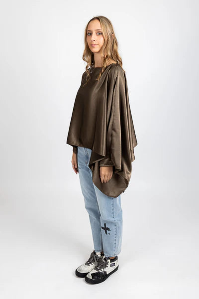 Federation Flight Top in Black or Copper