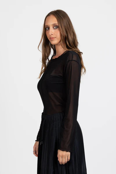 Federation Jagger Top in Black or White