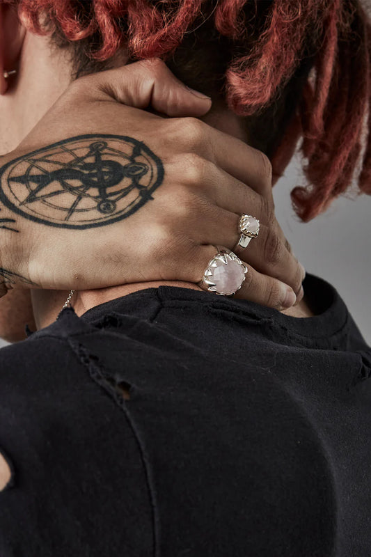 Stolen Girlfriends Club Claw Ring Rose-Quartz