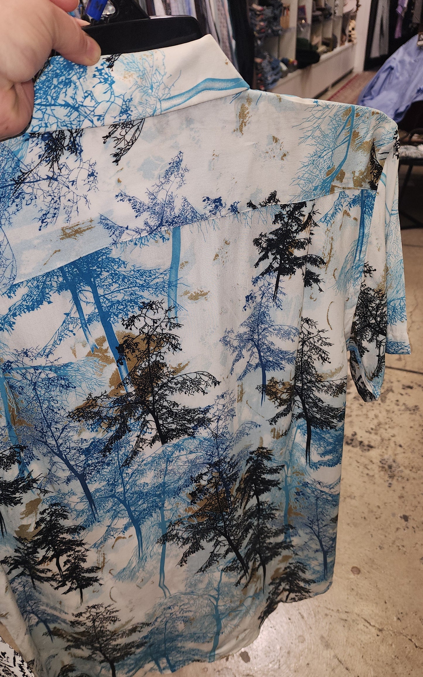 Lifestyle By Litchfield Tree Print Short Sleeve