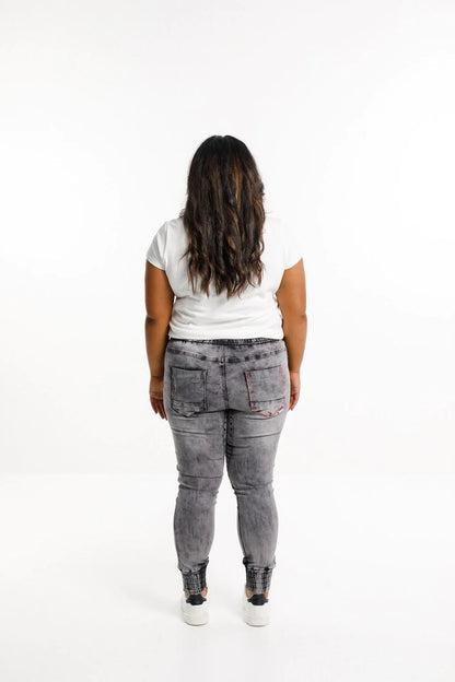 Home Lee Weekender Jeans Grey Wash