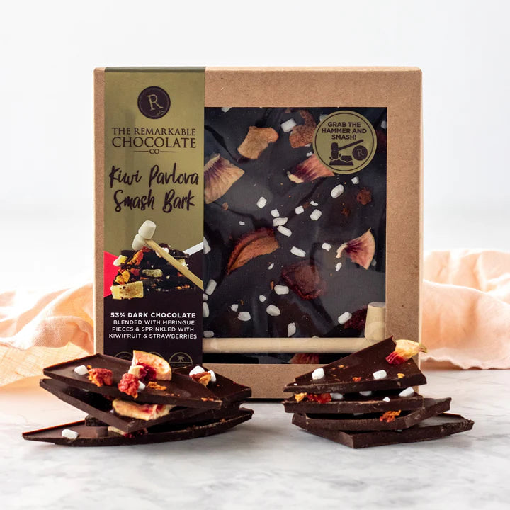 Remarkable Smash Bark Kiwi Pavlova 135g