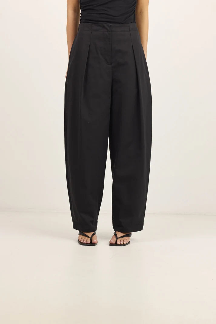 Stories Be Told Manifesto Black Front Pleat Barrel Leg Pants