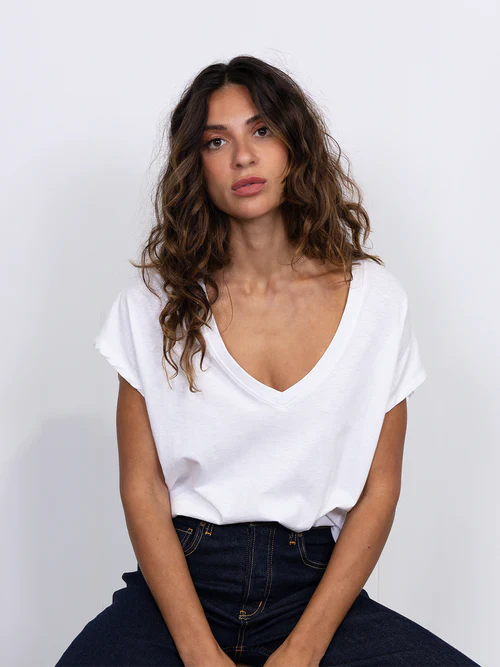 Scotch & Soda V Neck Slub Tee Shirt in Black or White