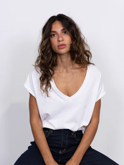 Scotch & Soda V Neck Slub Tee Shirt in Black or White