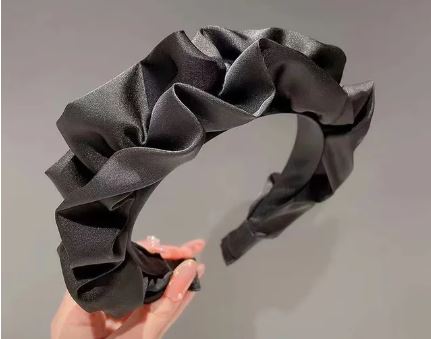 Stella+Gemma Gathered PU Black Headband