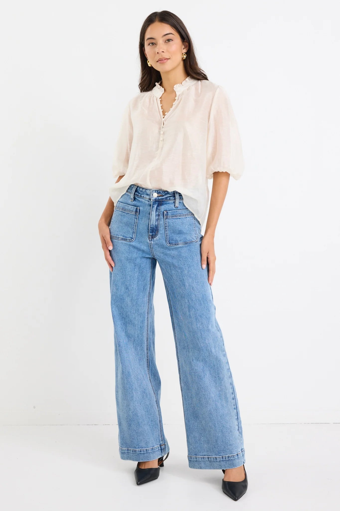 Ivy+Jack Closure Ivory Sheer High Neck Buttoned SS Top