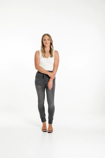 Home-Lee Weekender Jeans - Charcoal Black Wash