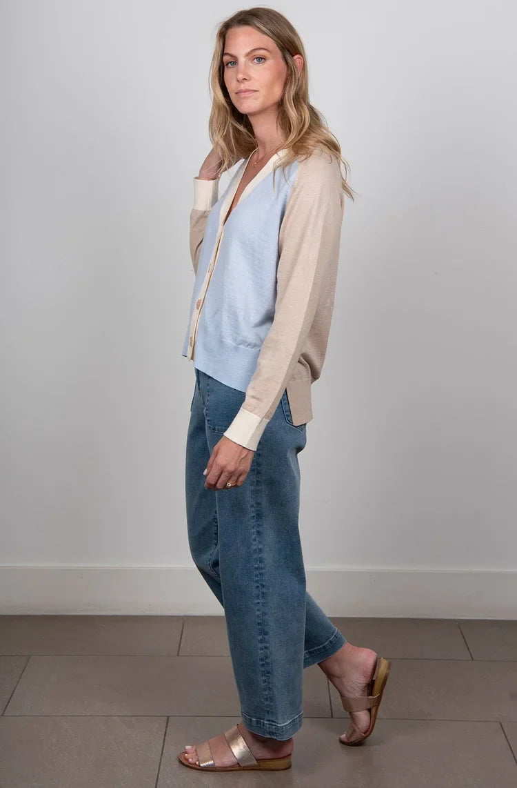 New London Jeans Kings Contrast V Neck Cardigan in Dream