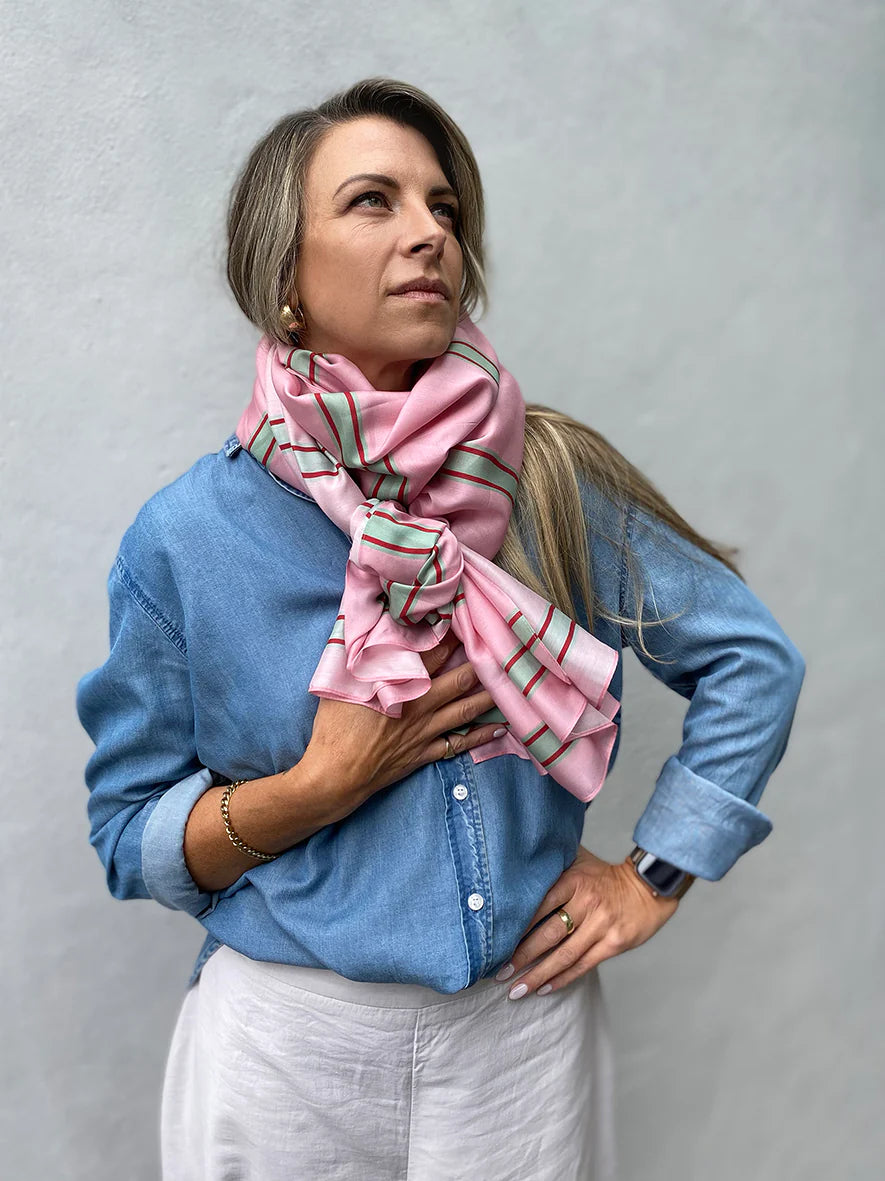 Dark Hampton The Green Versatile Scarf