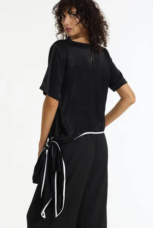 Blak The Knot Satin Tie Top Black/White