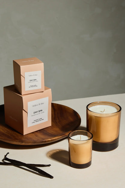 Willow & Mae Day Spa Sandalwood + Vanilla 210g Soy Candle /Amber