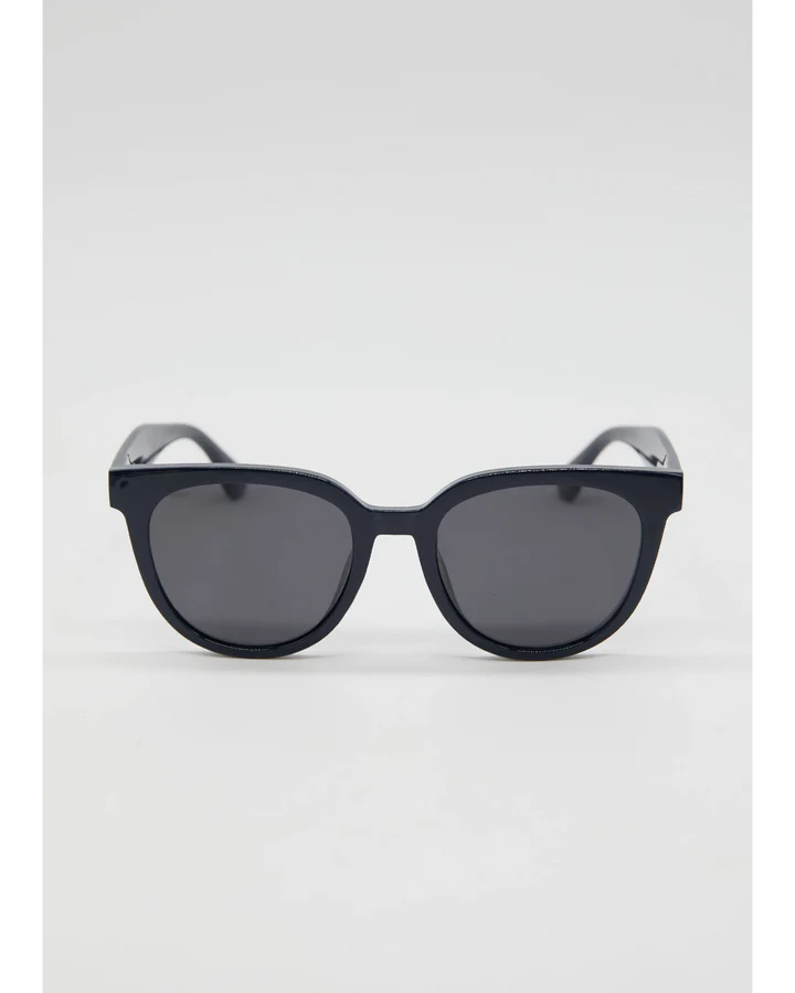 Stella + Gemma Ophela Navy Sunglasses