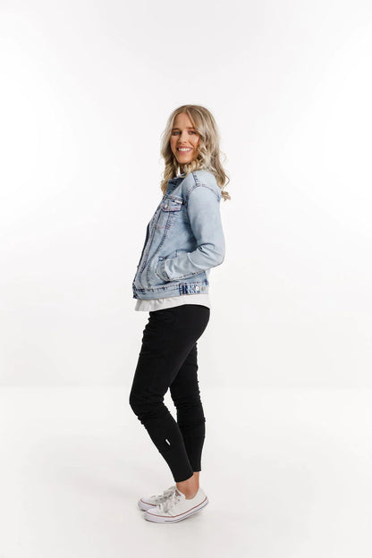Home-Lee Classic Denim Jacket Snow Wash