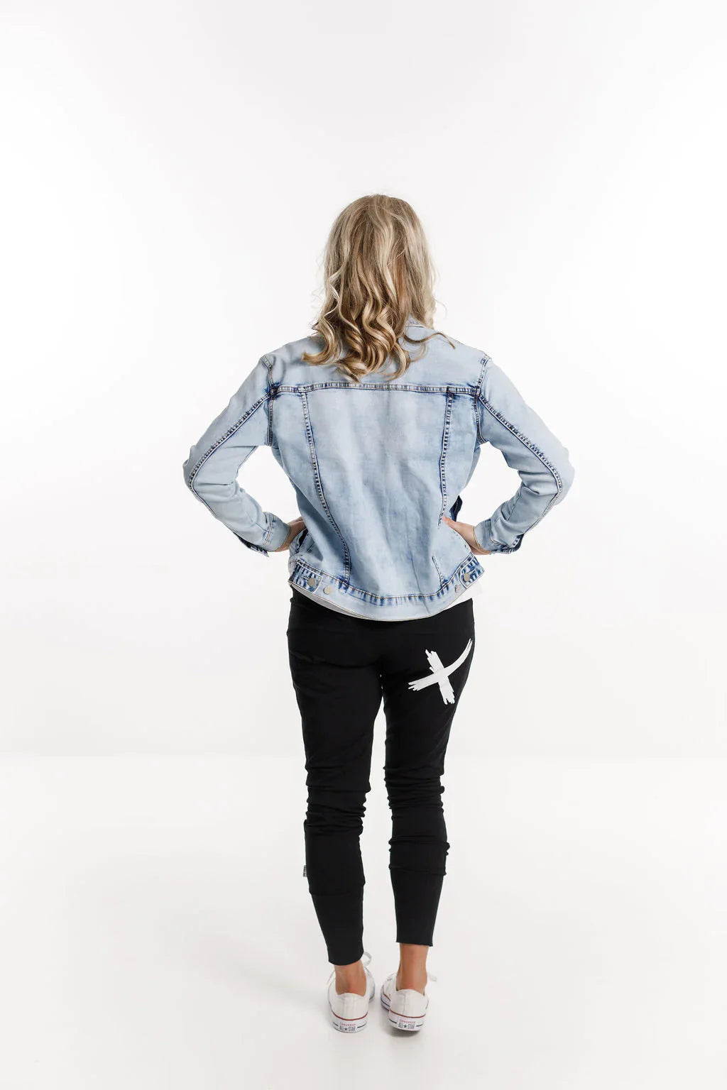 Home-Lee Classic Denim Jacket Snow Wash