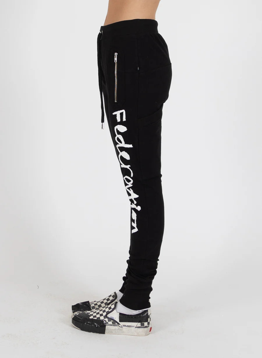 Federation Escape Trackies-Crayon