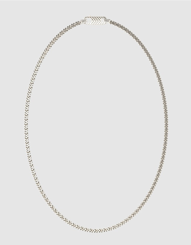 Guess Textured Hook Chain Necklace