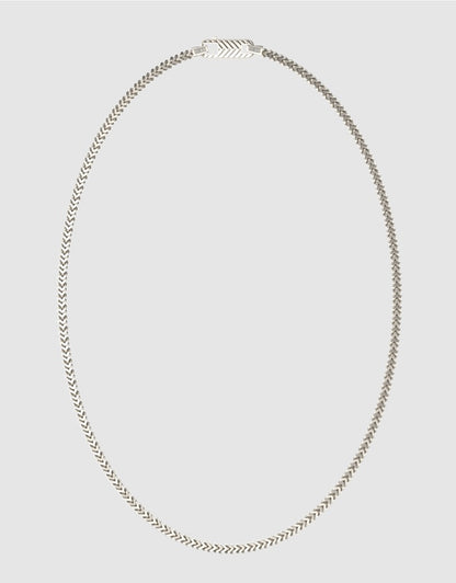 Guess Textured Hook Chain Necklace