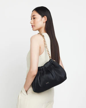 Saben Feature Shoulder Strap