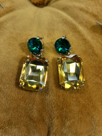 Sisters Matter - Crystal drop earrings