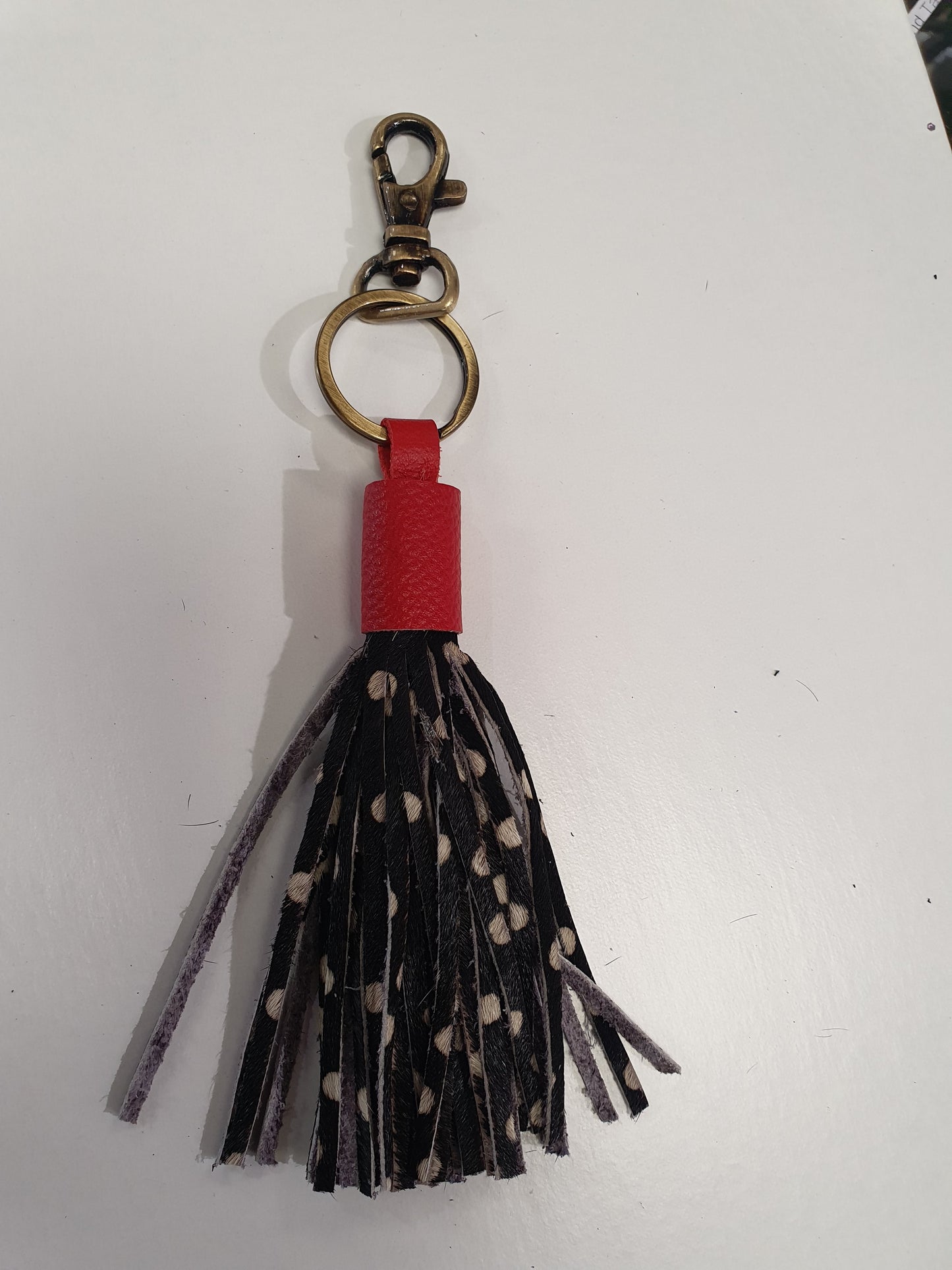 The Design Edge Tassel Cow Leather Keyring