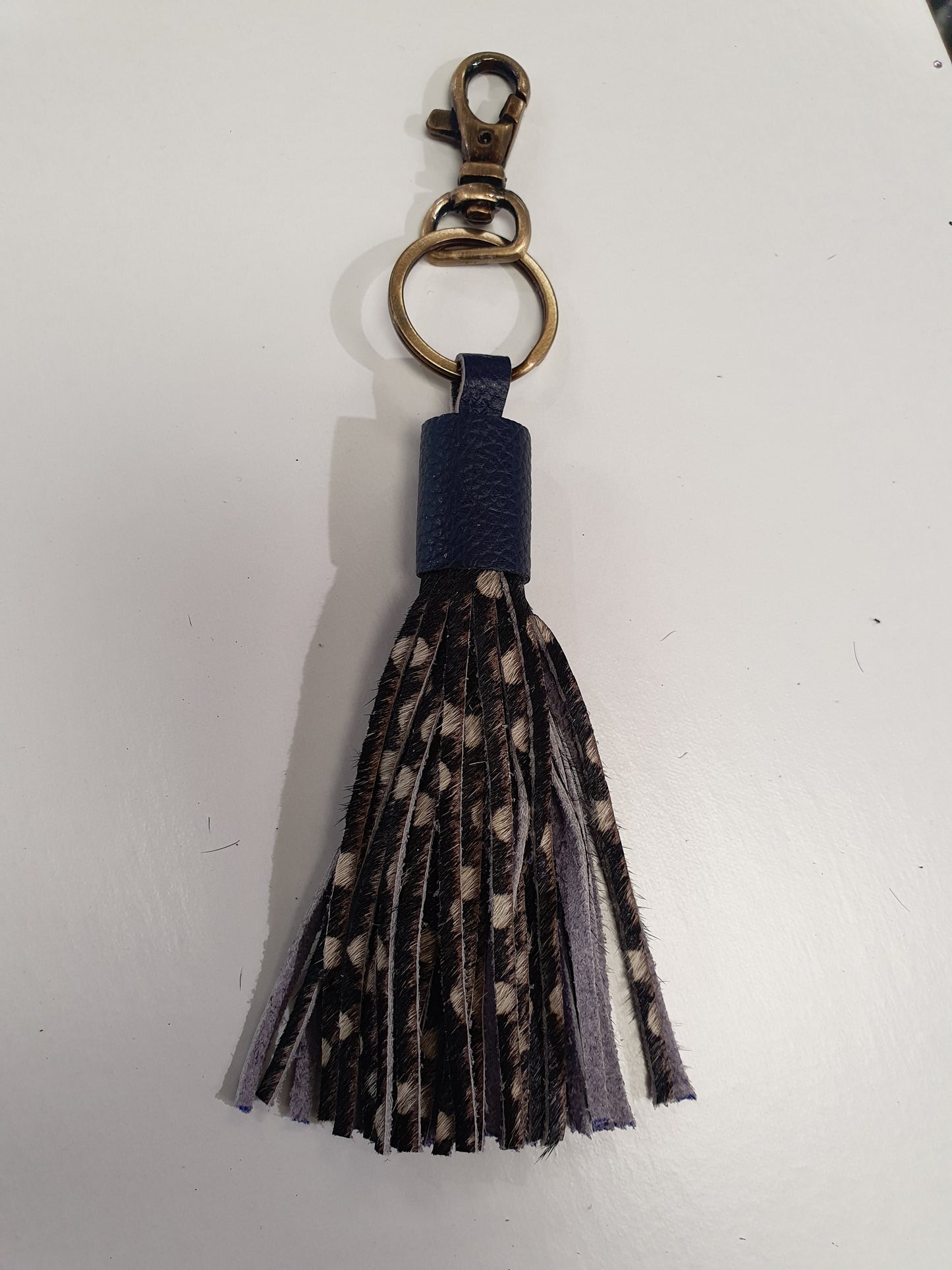 The Design Edge Tassel Cow Leather Keyring