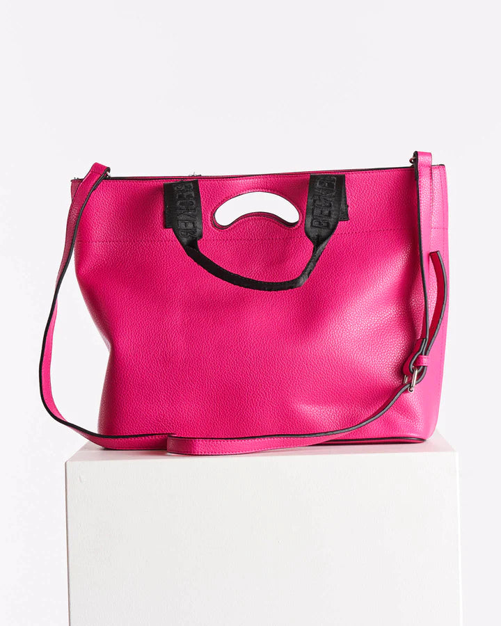 Fate and Becker Intermission Bag in Black or Flamingo