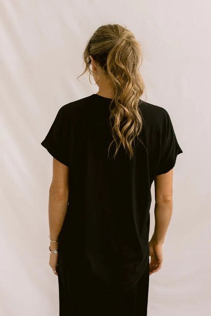 Mazu All you Need Cuff Tee