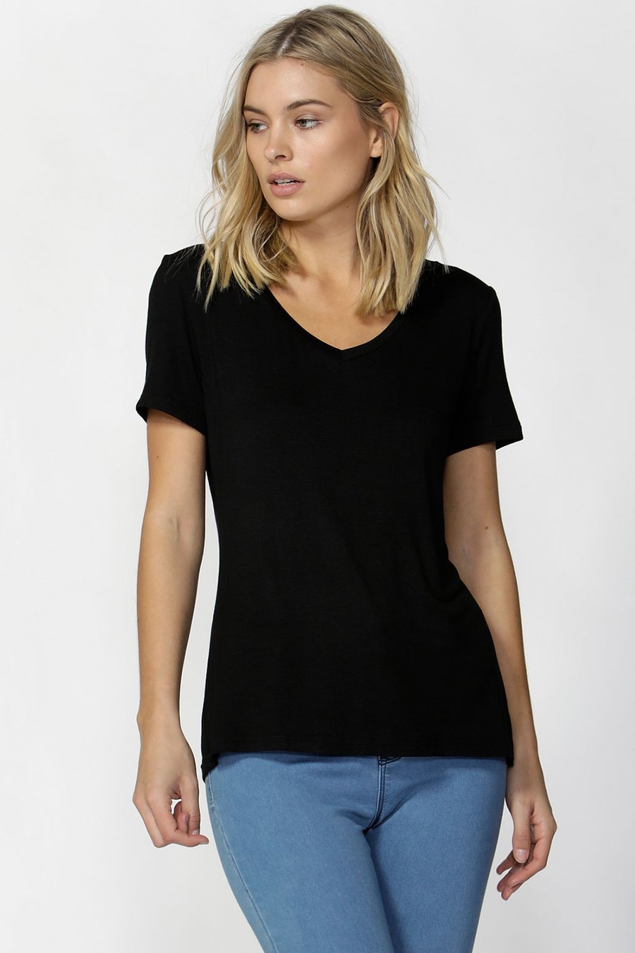 Betty Basics Manhattan V Neck Tee