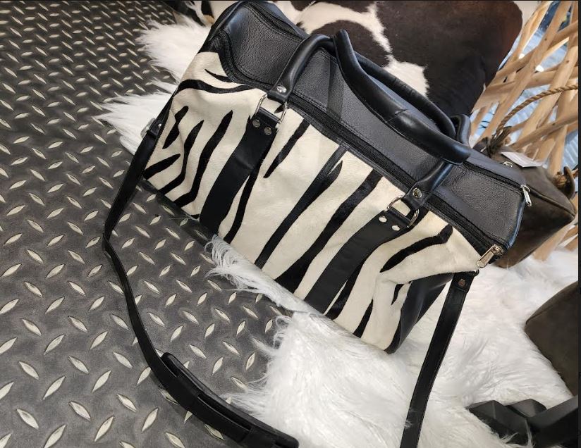 The Design Edge Europe Overnight Bag in Zebra Print and Black Leather