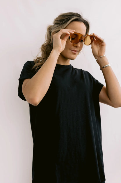 Mazu All you Need Cuff Tee