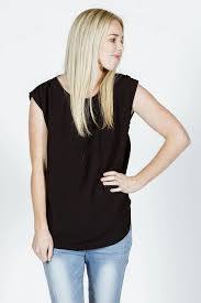 Home Lee Daisy Tee